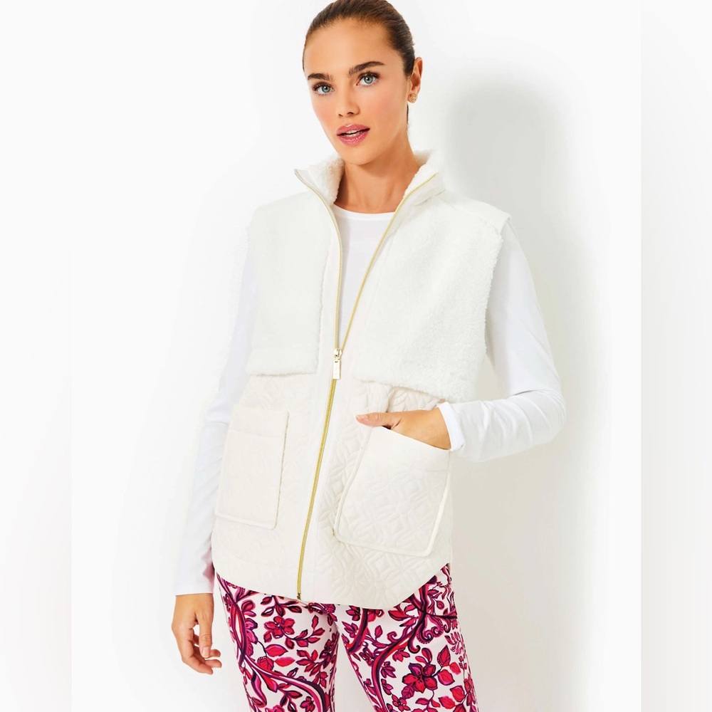 Lilly Pulitzer LUXLETIC Davenport vest in coconut size XXS